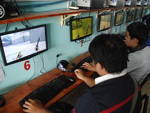 Từ trò chơi thành bạo lực