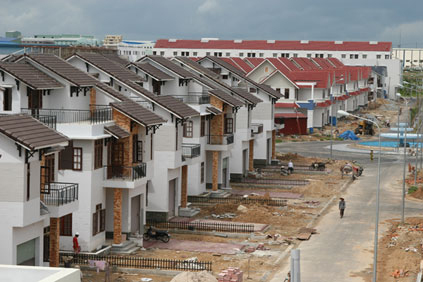 “Cứu“ thị trường BĐS, đẩy khó sang ngân hàng và người mua nhà?
