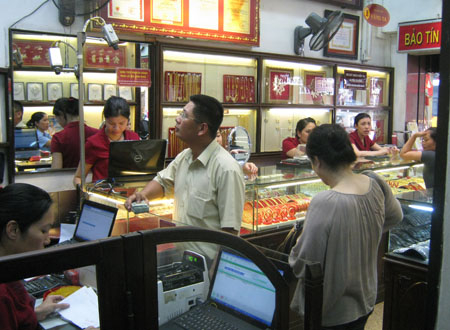 'Nghi án' thị trường vàng bị thao túng giá