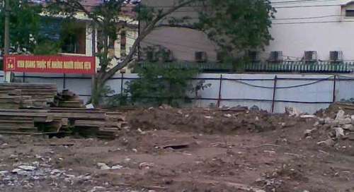 Dân vạ vật thuê nhà chờ chung cư Giảng Võ