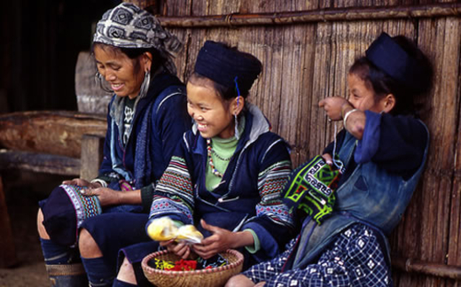 Ngành du lịch học nụ cười bác sĩ, cảnh sát giao thông