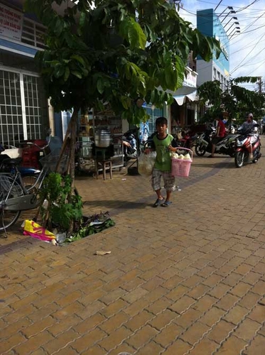 Những em thơ không có mùa hè