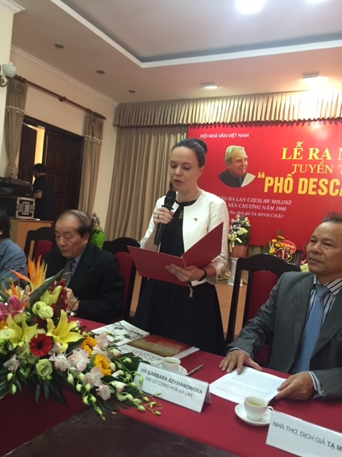 Bài phát biểu của bà Barbara Szymanowska - đại sứ Ba Lan tại Hà Nội trong buổi lễ ra mắt tuyển thơ "Phố Descartes"