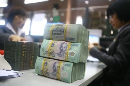 Bơm tiền và áp lực lạm phát đầu năm