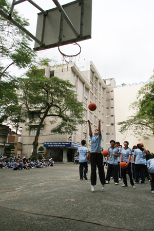 Băng nhóm học trò - Bài 2