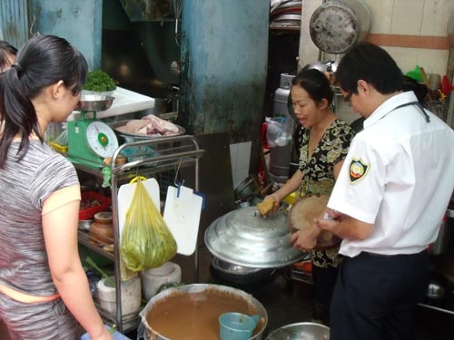 Bất an với thực phẩm “bẩn”