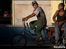 Cuba nhích từng bước đến thị trường