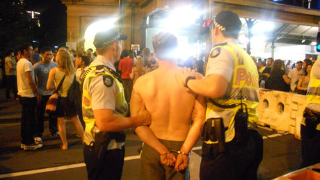 Du học sinh Việt Nam và vấn đề chú trọng an toàn cá nhân