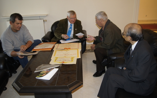 Bạn bè Ba Lan và các cơ quan ngoại giao các nước ở Ba Lan viếng Đại tướng Võ Nguyên Giáp