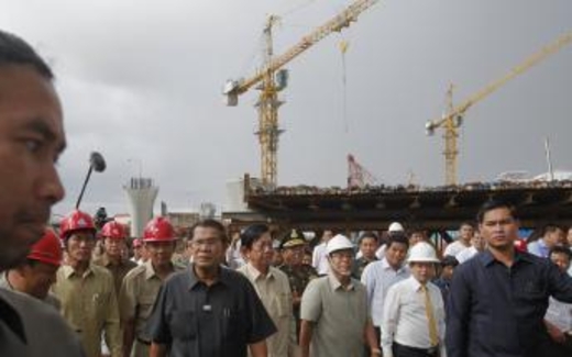Thủ tướng Hun Sen kêu gọi đối thoại về kết quả bầu cử