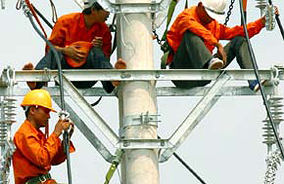 Mổ xẻ lý do EVN đòi tăng giá điện ngay tháng 9