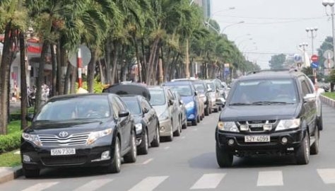 Xe "chẵn lẻ" và thành phố trong mơ