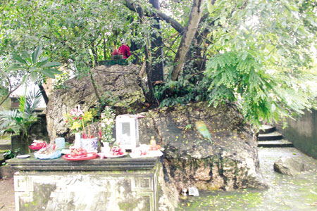 Bí ẩn “núi giấu vàng” và chuyện yểm bùa giữ của ở Hà Nội