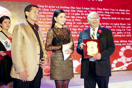 Hy vọng và cống hiến của Giáo sư Nguyễn Đăng Hưng