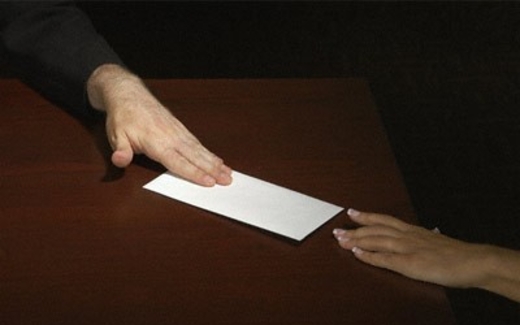 Không đưa phong bì, DN không yên tâm