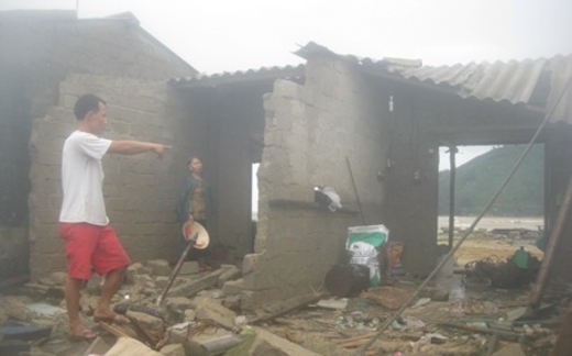 Vì đồng bào vùng bão lũ