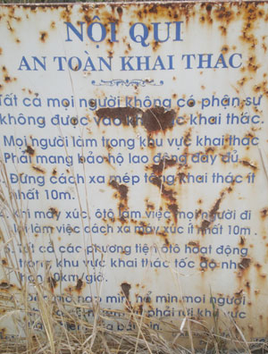 Mỏ đá tàn phá môi trường - Bài 3