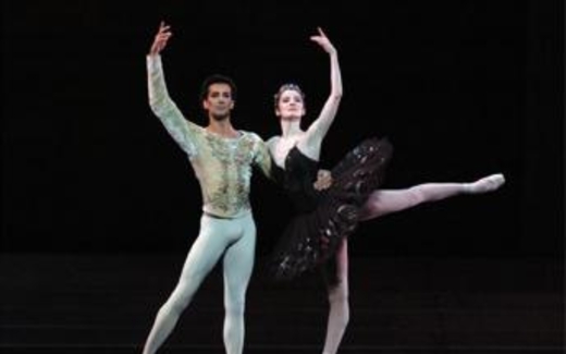 Tchaikovski : Đỉnh nhạc lung linh mùa lễ Giáng Sinh