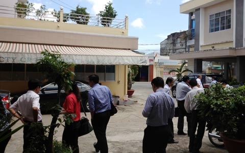 Ba ngân hàng ‘họp kín’ vì Bianfishco