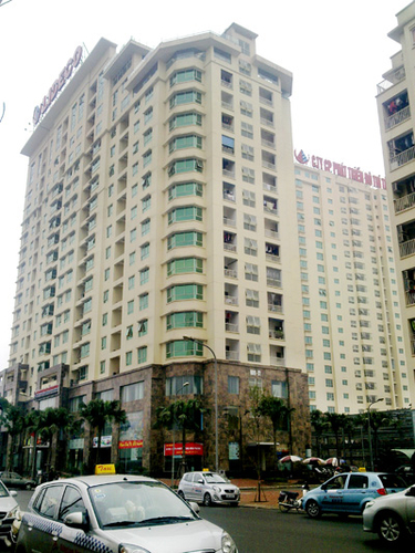 “Sóng lớn" đường Nguyễn Phong Sắc kéo dài: 400 triệu đồng/m2 không có để mua!