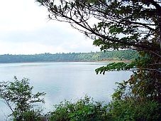 Biển hồ Tơ Nưng - Vẻ đẹp của núi rừng Tây Nguyên