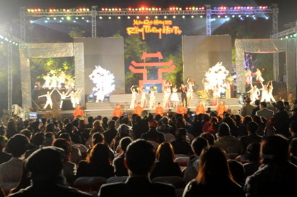 Chương trình „Xuân quê hương” mừng tết Quý Tỵ 2013