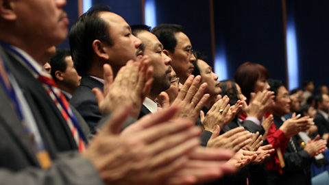 Công nghệ …Vỗ tay!