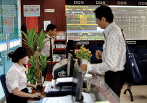 Sàn vàng đang theo “luật rừng”