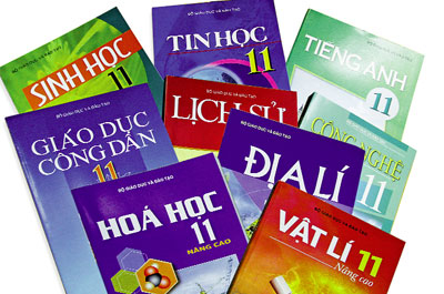Sách giáo khoa: Khi chợ chỉ có một người bán!