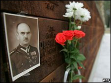 Duma Nga lên án Stalin vì vụ Katyn