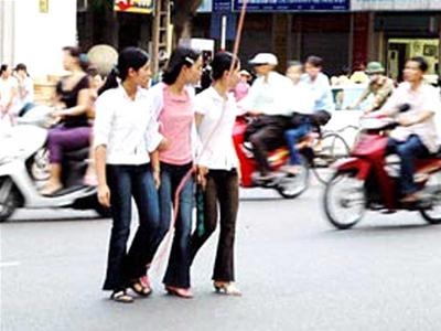 Xin cho nhân dân phê bình thử một lần!