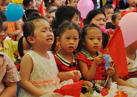 Nhân chuyện cô giáo bắt học sinh quỳ - Phải đổi mới căn bản quan niệm giáo dục học sinh