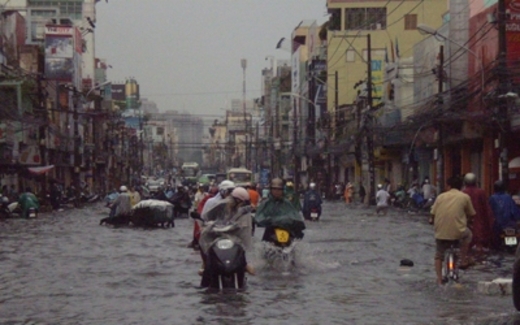 'Sếp công ích' nhận lương khủng: UBND TPHCM cũng liên đới trách nhiệm?