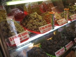 Ô mai Hàng Đường - món quà tao nhã đất Hà thành