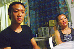 Môi giới du học “đem con bỏ chợ”