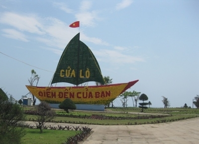 Nghệ An: Hỏi chuyện một ngư dân trên bãi biển Cửa Lò