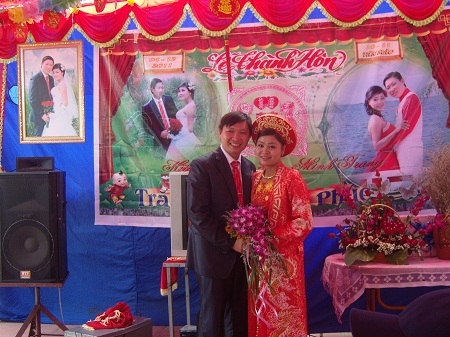 Nơi cô dâu không được mặc váy ngày cưới