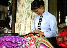 Đệm bông lau – cái nết của người con gái Thái