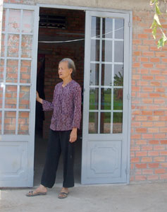 Lời tự bạch lúc rạng sáng của con gái nhà báo Hoàng Hùng