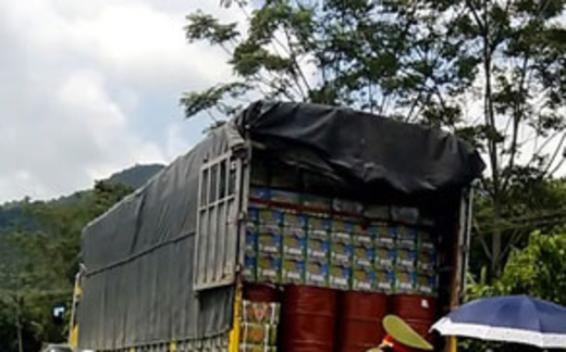 Vụ chôn thuốc sâu động trời ở Thanh Hóa: Ung thư niềm tin