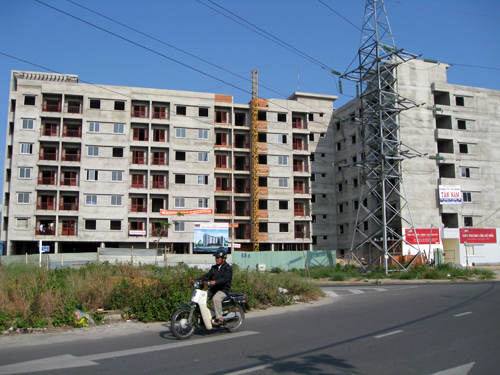 Thêm vốn, tăng ưu đãi nhà thu nhập thấp vẫn bế tắc