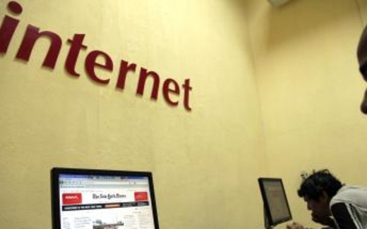 Cuba: Internet đã đến với người dân, nhưng còn quá đắt