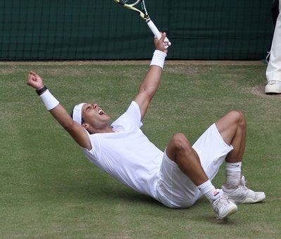 Nadal đánh bại Murray để vào chung kết Wimbledon