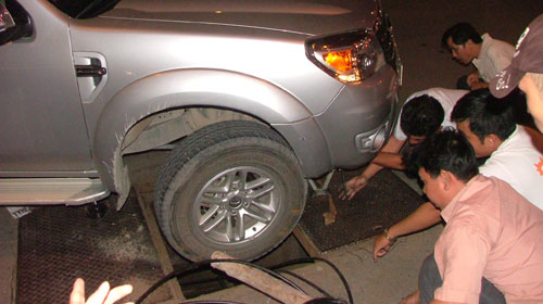 Từ “hố tử thần” nghĩ về chuyện thanh tra, giám sát