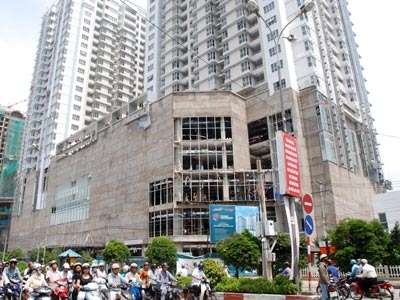 Mặt bằng bán lẻ: Gà đẻ trứng vàng ?
