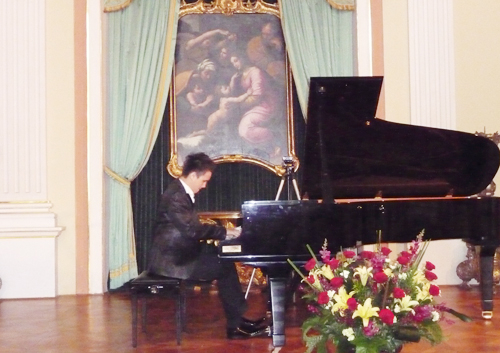 Quỹ „Con đường Hy vọng” với buổi hòa nhạc  „Những tài năng Trẻ”.