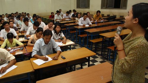 Các trường đào tạo tại chức lên tiếng