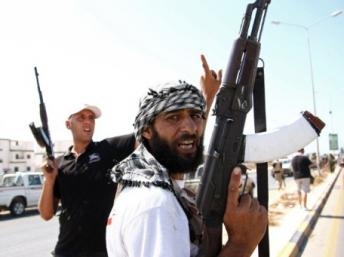 Quân nổi dậy tại Libya chiếm đóng một đồn quan trọng ở biên giới với Tunisia