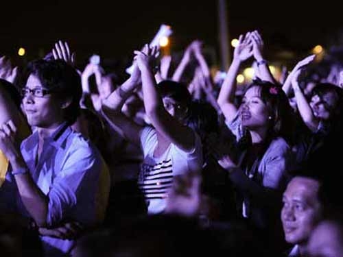 Showbiz Việt chưa “trưởng thành”