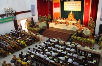 Suy cử nhân sự Giáo hội các cấp: Hình thức?